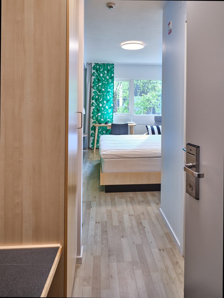 Korridor i dubbelrum standard IKEA Hotell